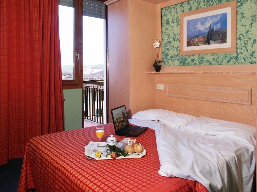 Hotel Meridiana Florencja Zewnętrze zdjęcie