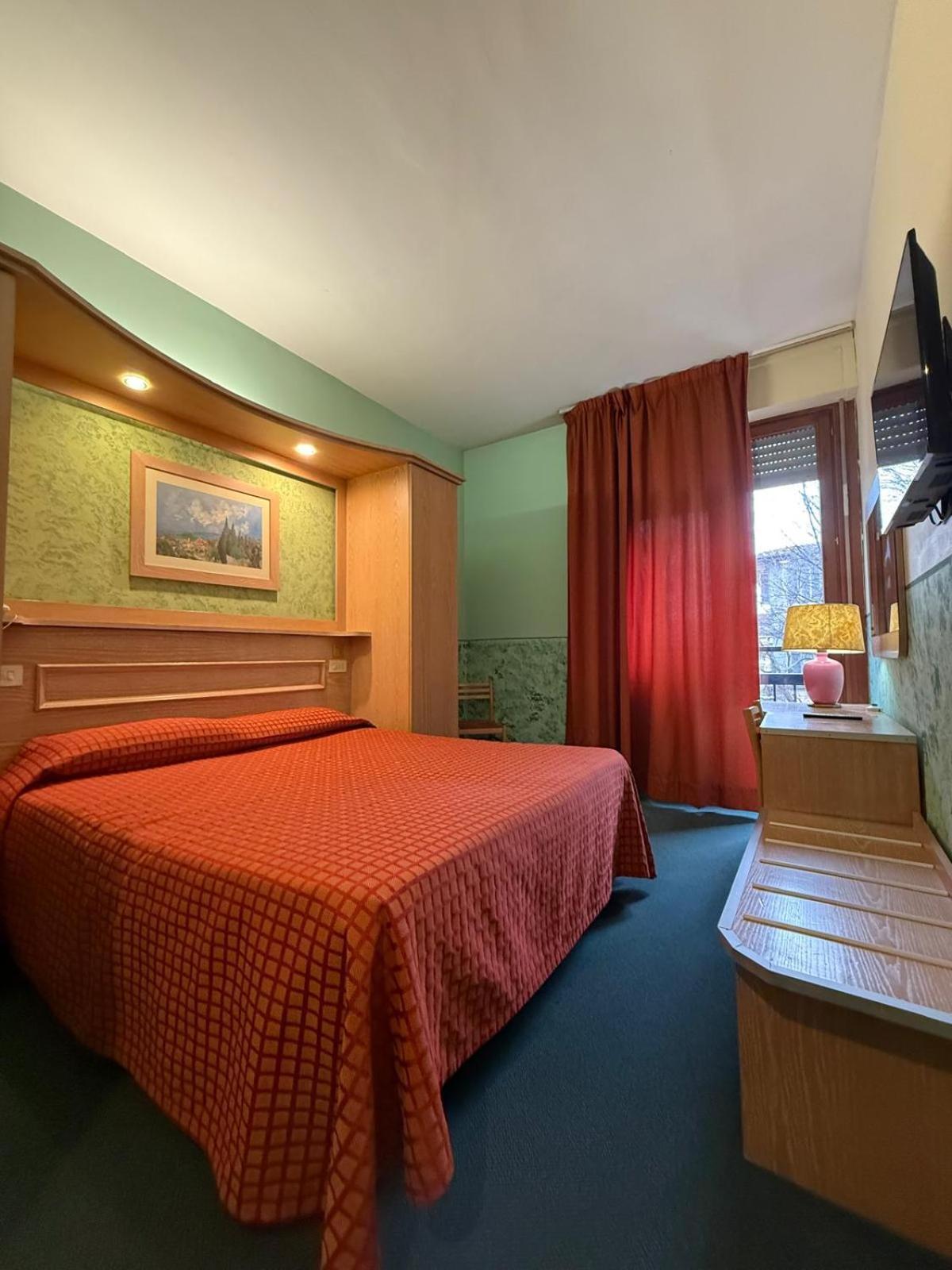 Hotel Meridiana Florencja Zewnętrze zdjęcie