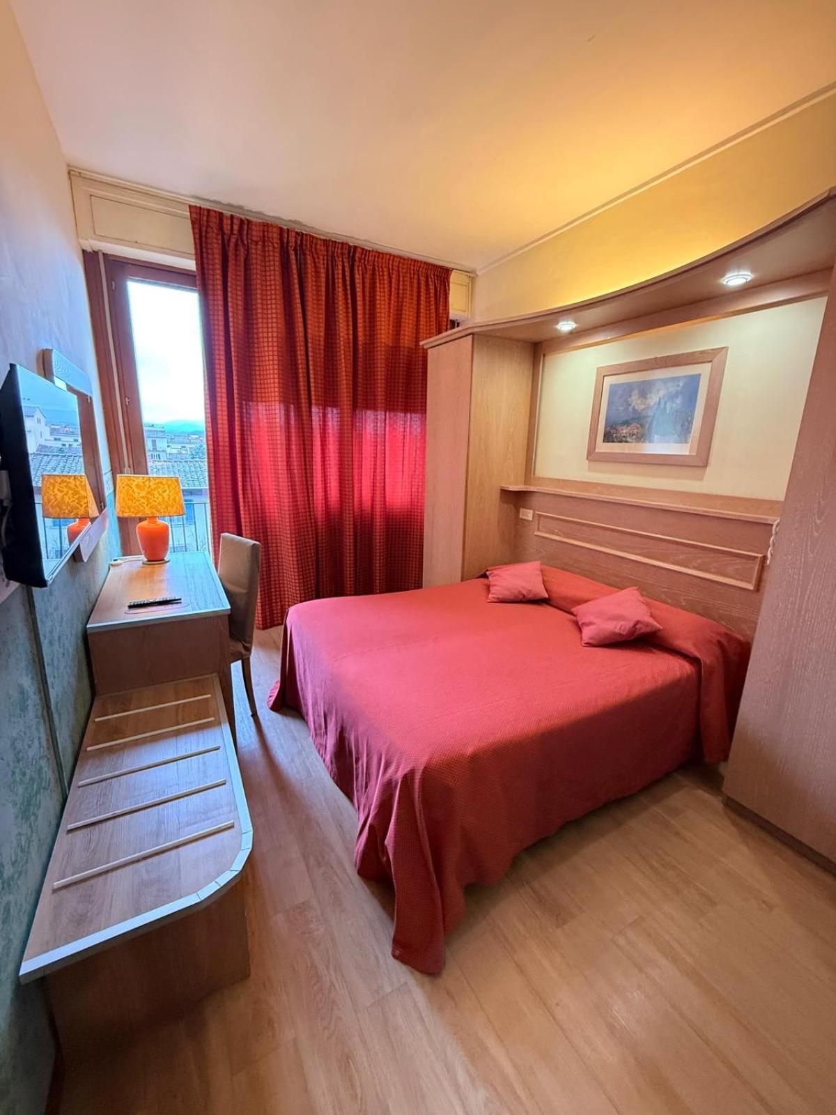 Hotel Meridiana Florencja Zewnętrze zdjęcie
