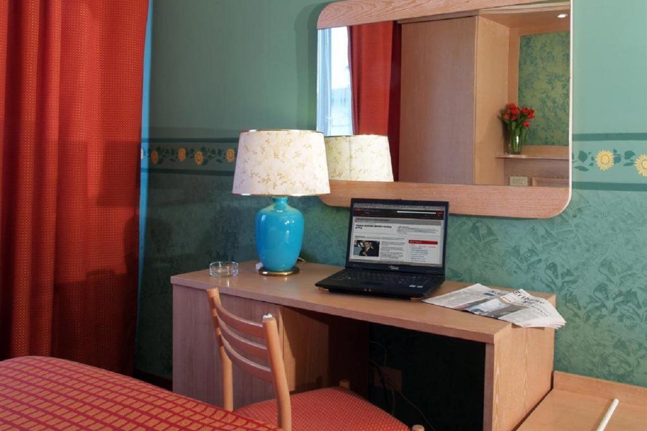 Hotel Meridiana Florencja Zewnętrze zdjęcie