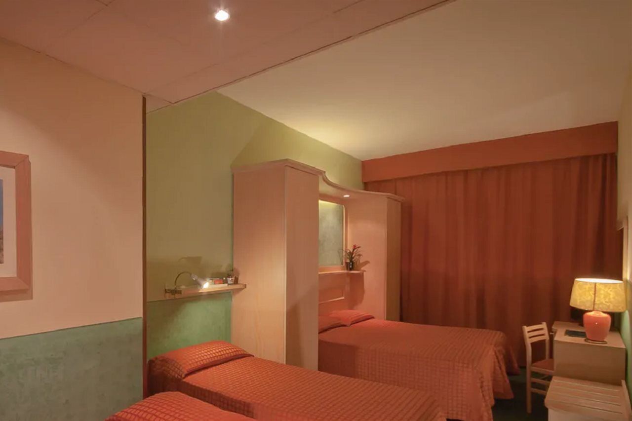 Hotel Meridiana Florencja Zewnętrze zdjęcie