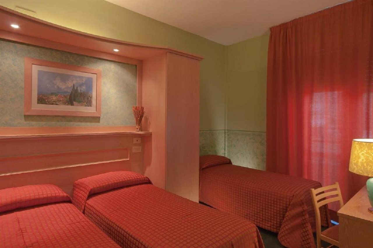 Hotel Meridiana Florencja Zewnętrze zdjęcie